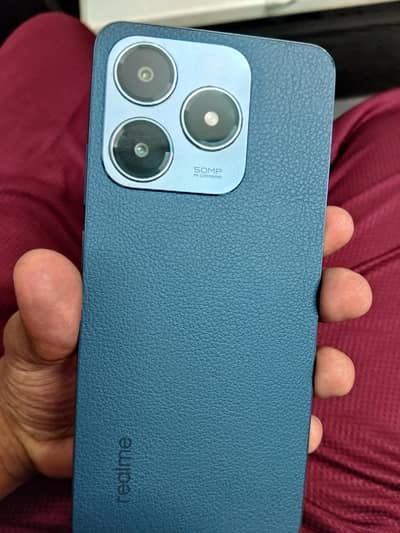 Realme C63