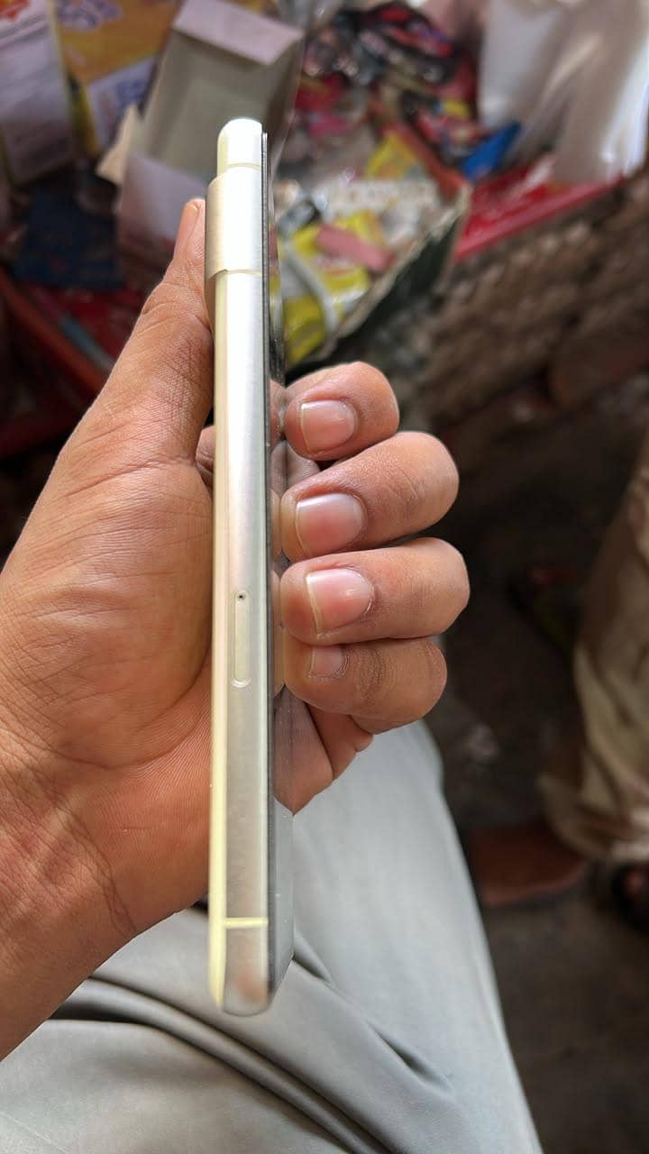 Google Pixel 7 3