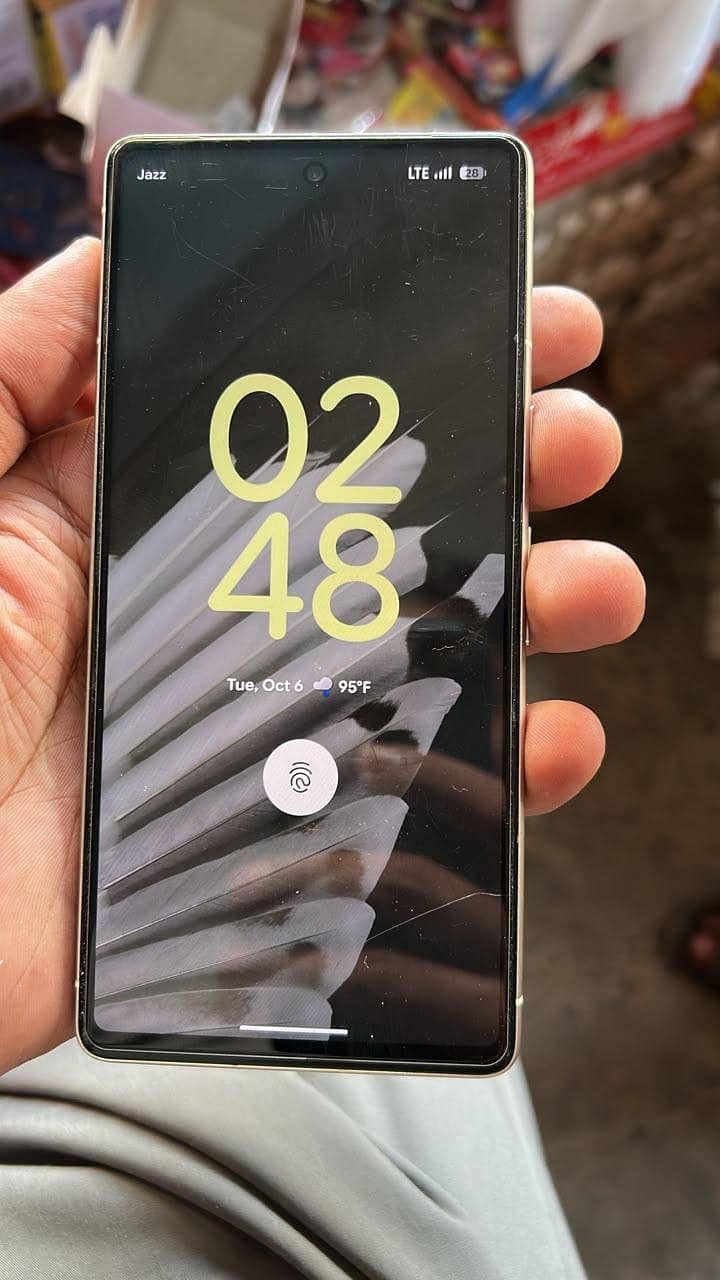 Google Pixel 7 4