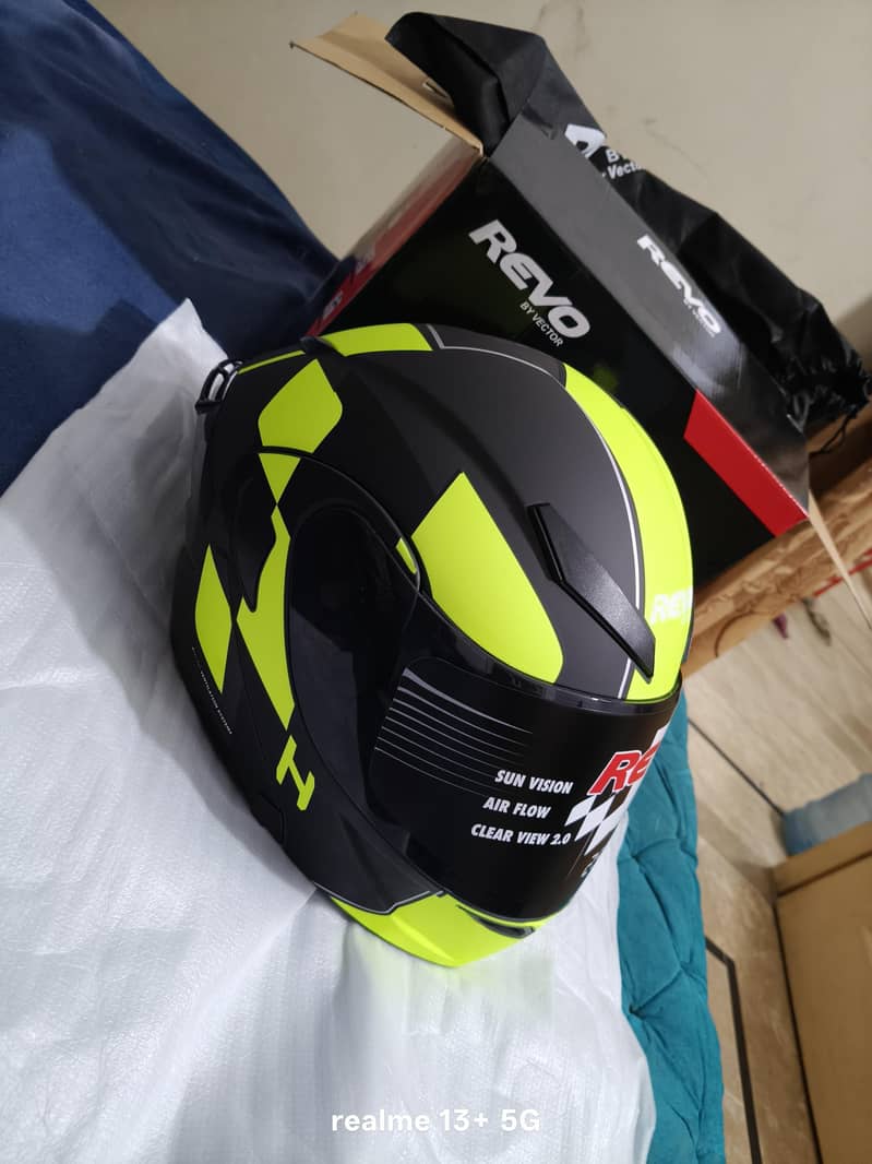 Vector Revo Modular Helmet 1