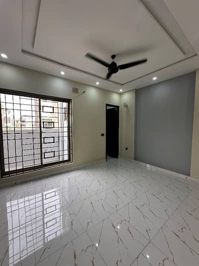 5 Marla Ground Floor Portion For Rent In Diamond Block, Park View City Lahore