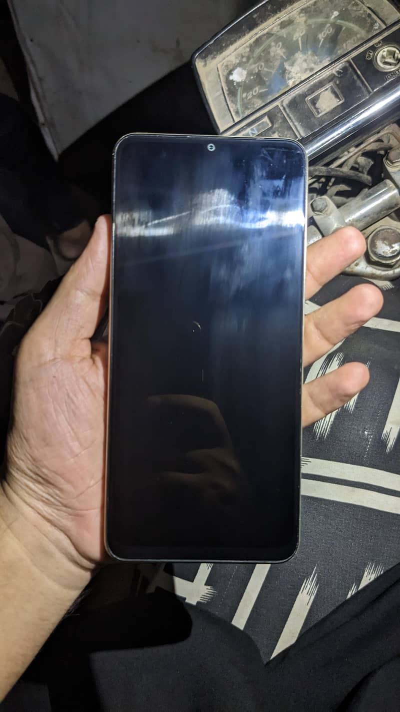 Realme C53 1
