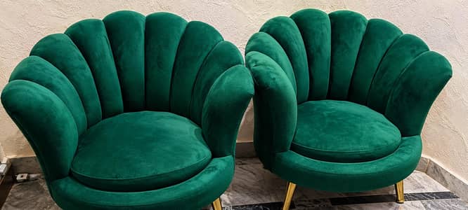 Crown sofa set
