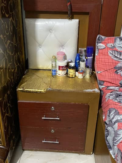 Bed and side tables