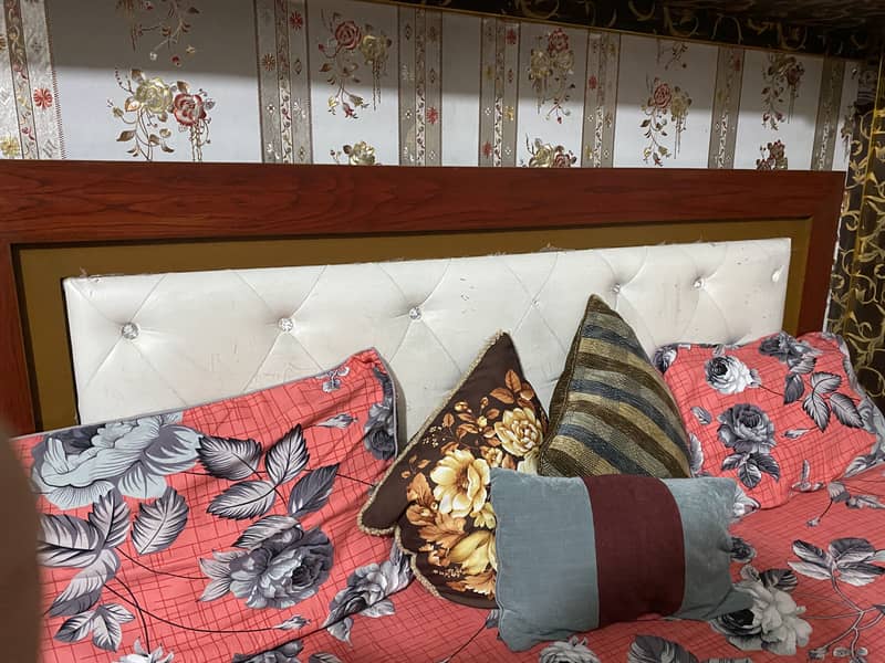 Bed and side tables 1