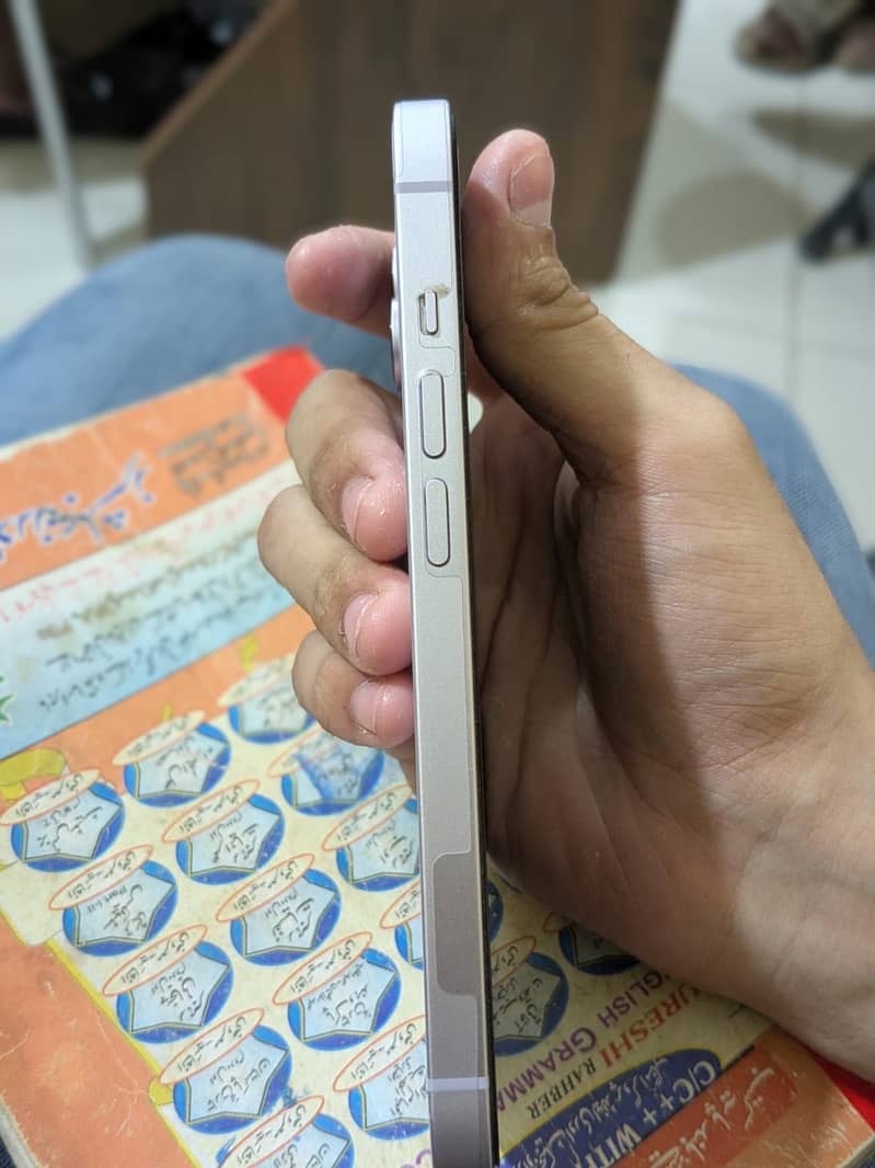Apple iPhone 14 6