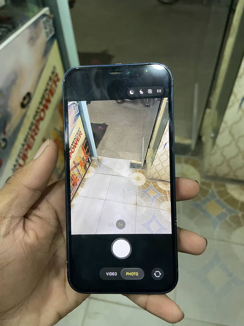 Apple iPhone 12 5