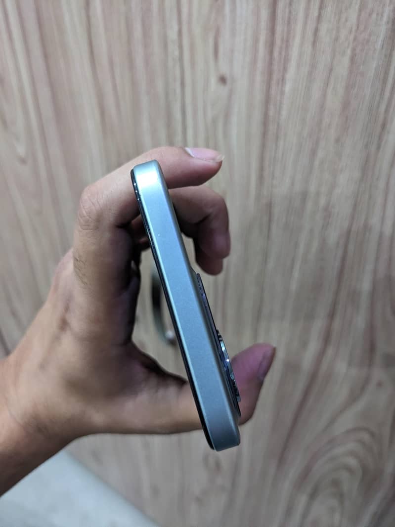 Xiaomi Redmoni 15C 4