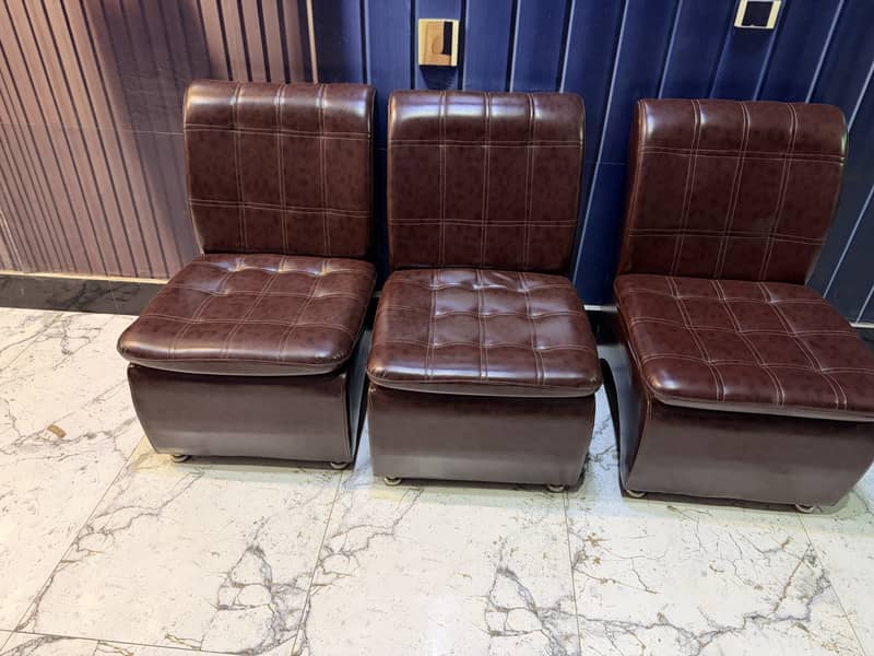 Sofa seats 1