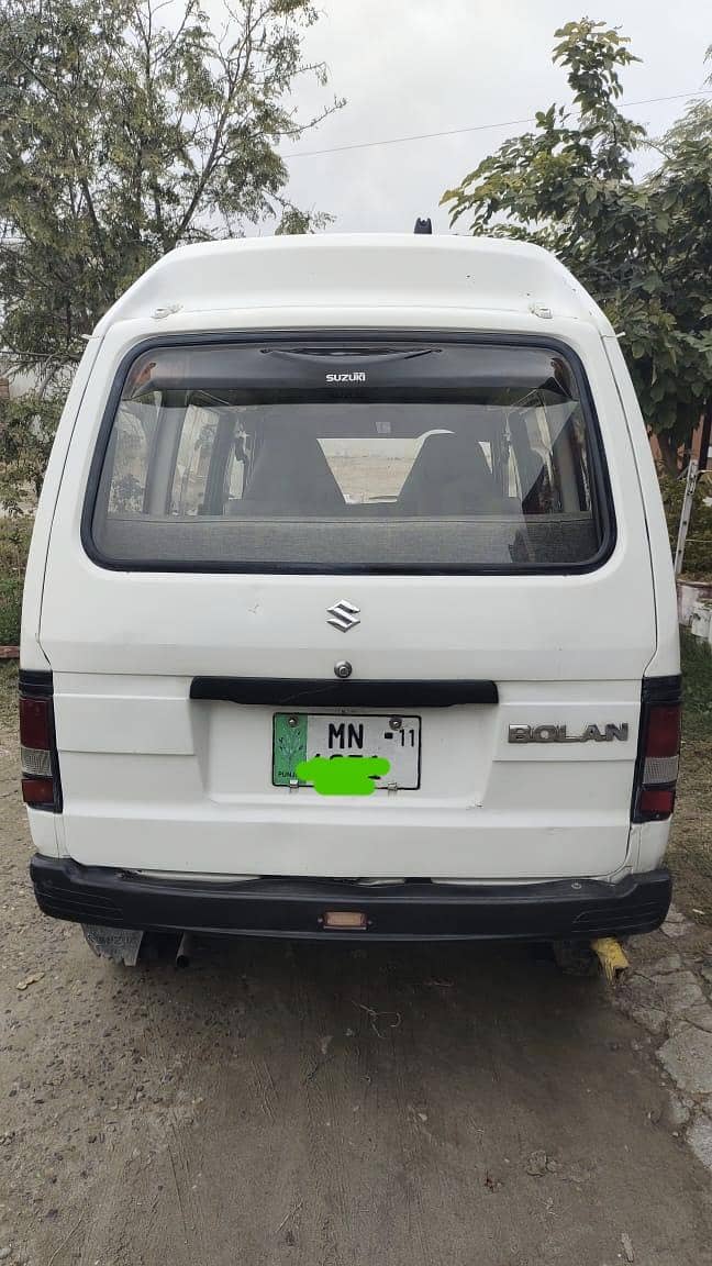Suzuki Bolan 2011 1