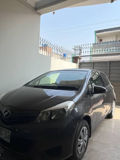 Toyota Vitz 2012