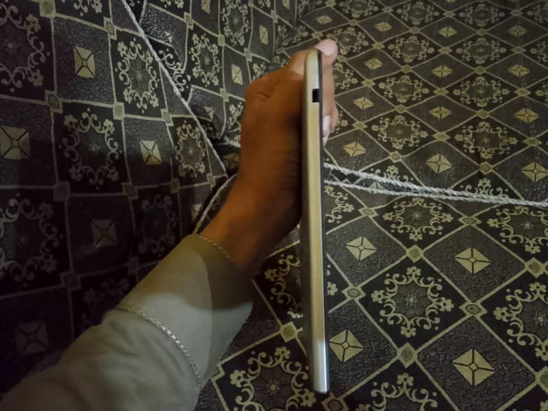 NEC window Tablet 6