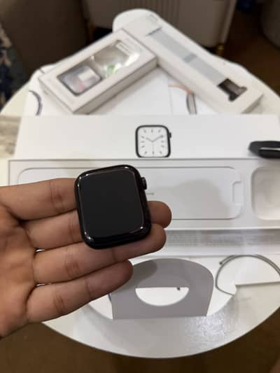 Apple Watch Series 7 – GPS + Cellular | Blue