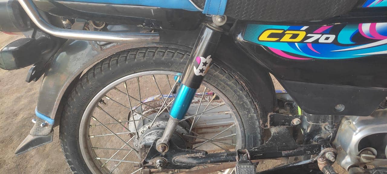 Honda CD70 3