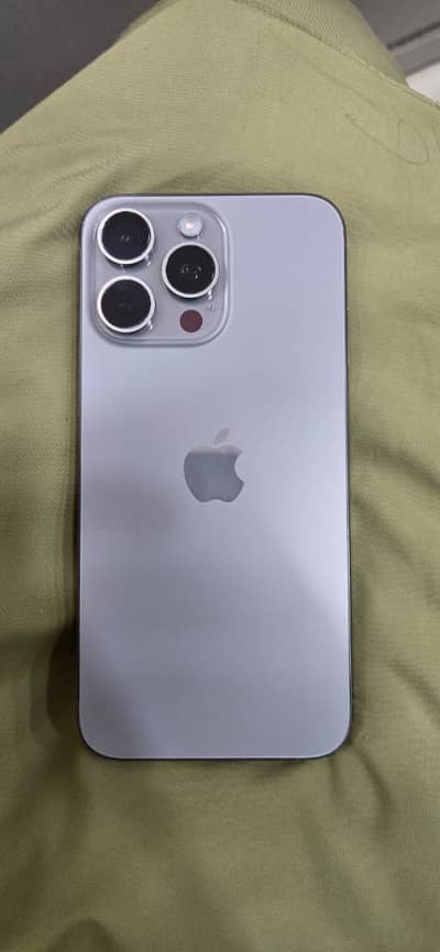 Apple iPhone 15 Pro Max