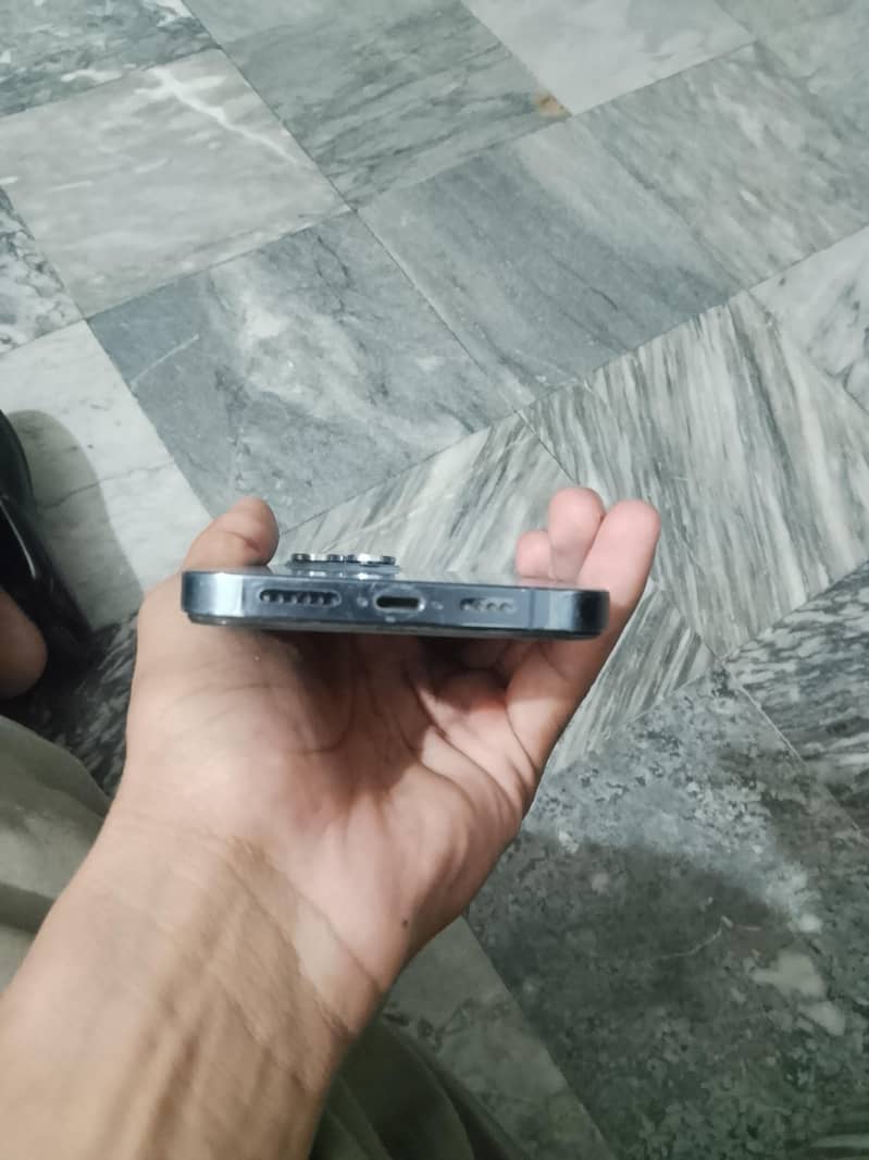 Apple iPhone 13 Pro Max 3