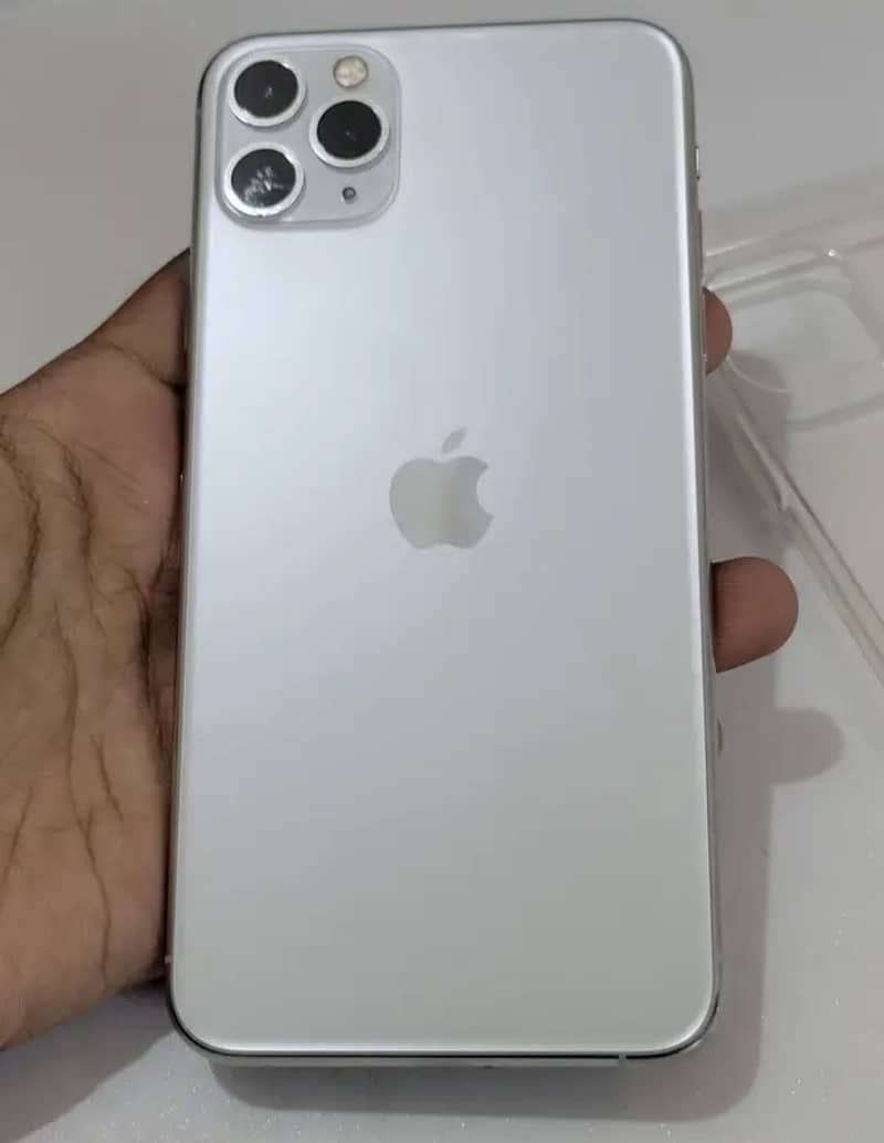 iPhone 11 Pro Max 6