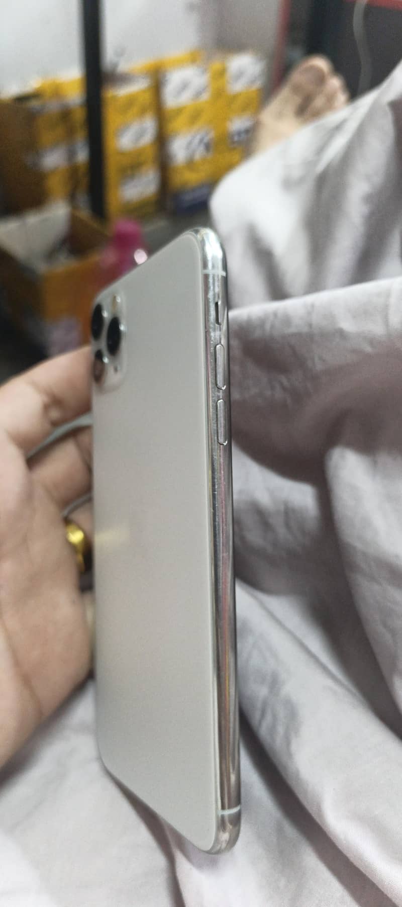 Apple iPhone 11 Pro Max 1