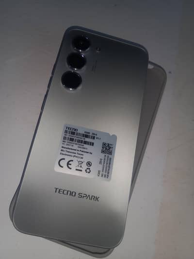Tecno spark 40 pro