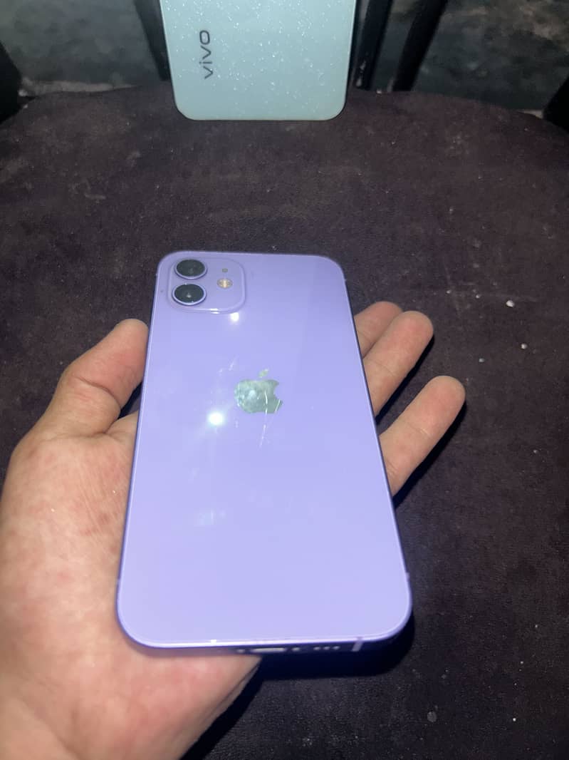 Apple iPhone 12 0