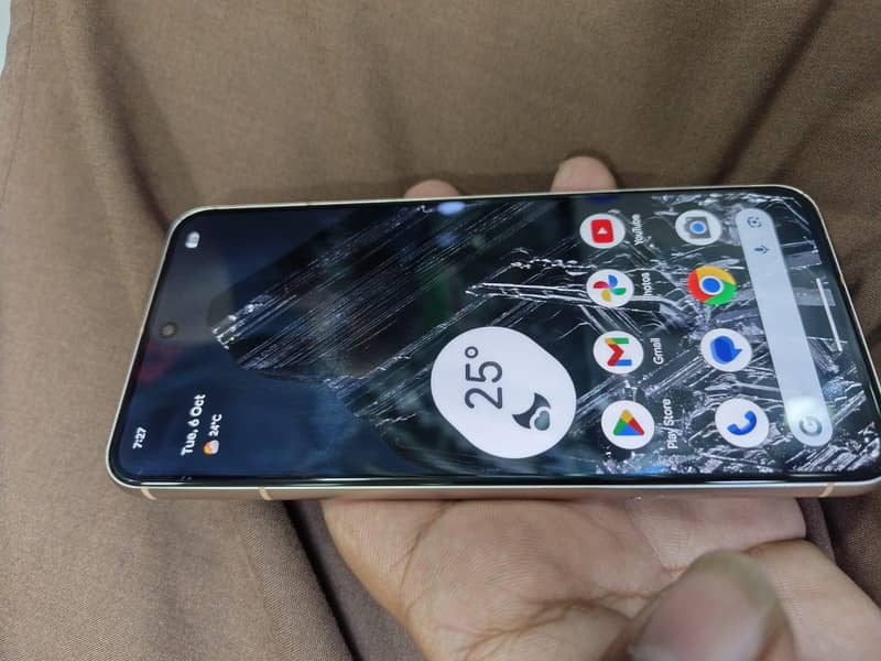 Google Pixel 8 1