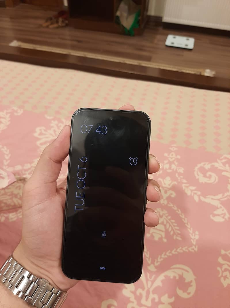 Google Pixel 10 5