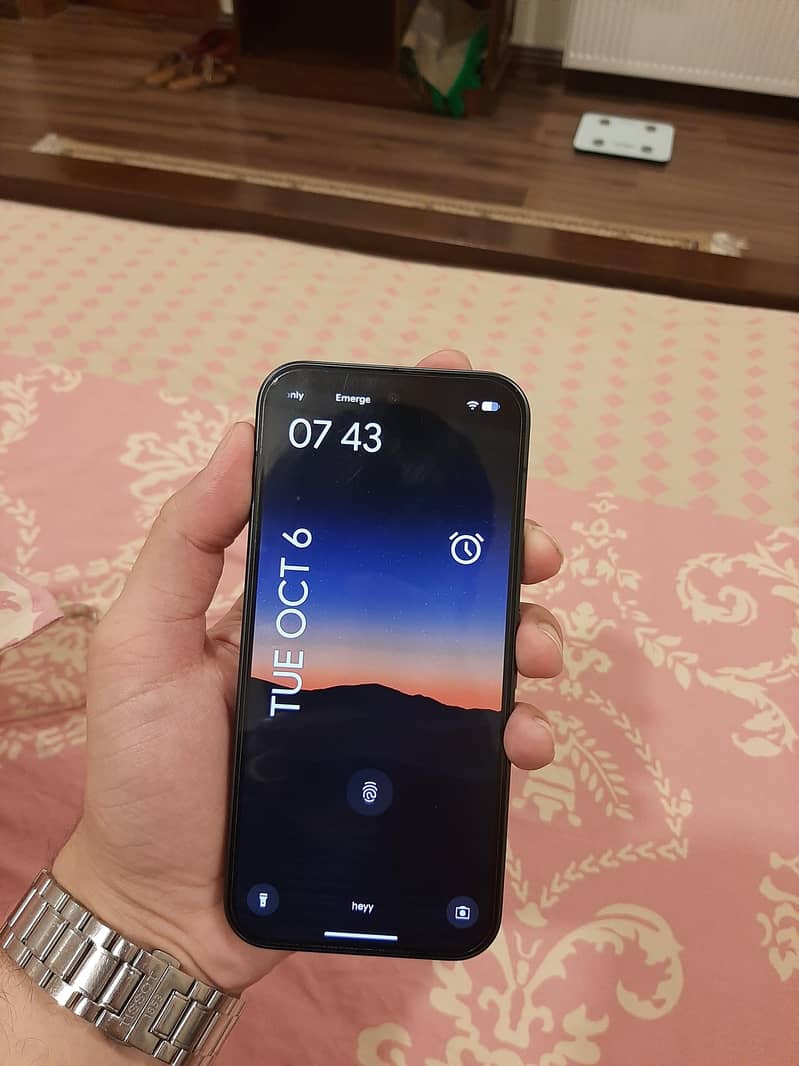 Google Pixel 10 6