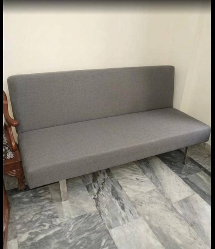 3 seater sofa 0