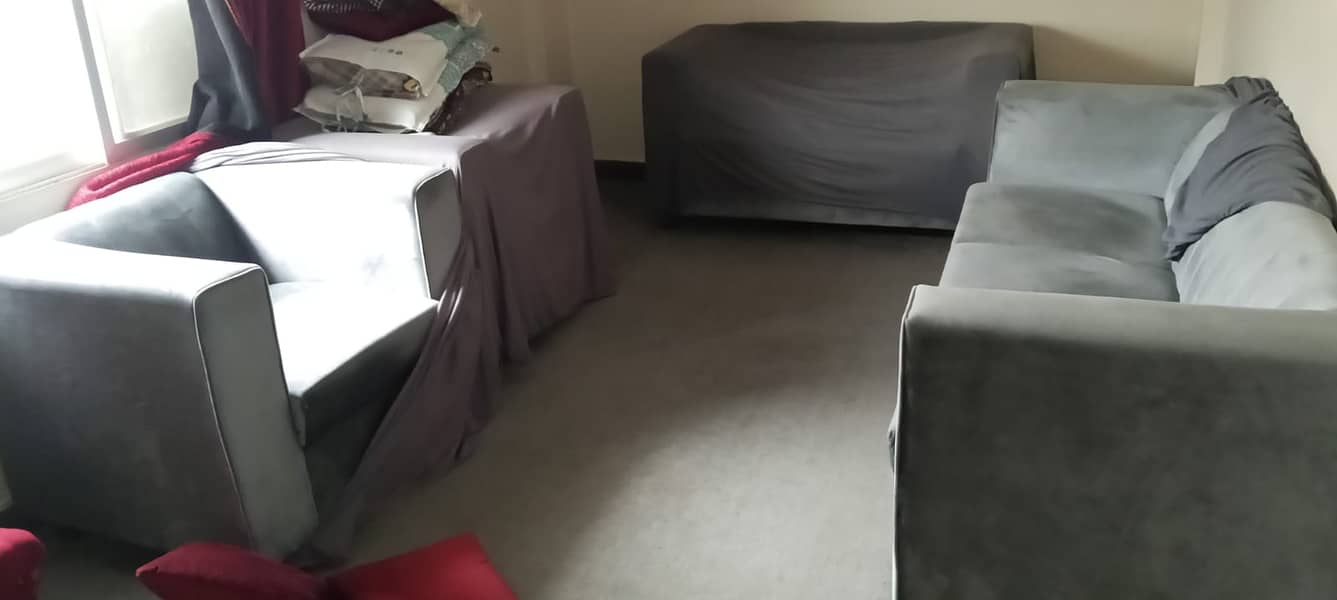 7 seater sofa 0