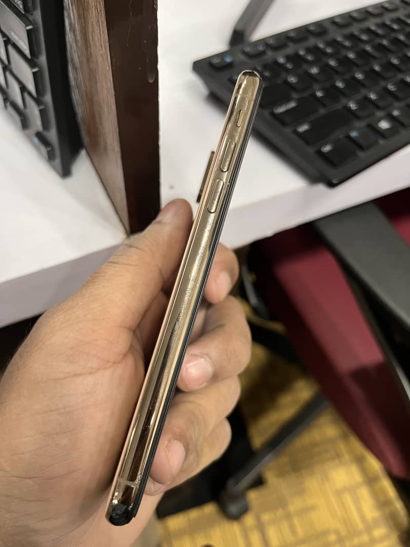 Apple iPhone XS 2