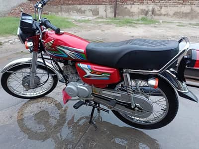 | Honda CG 125 2023 — 10/10 Condition | Total Genuine |