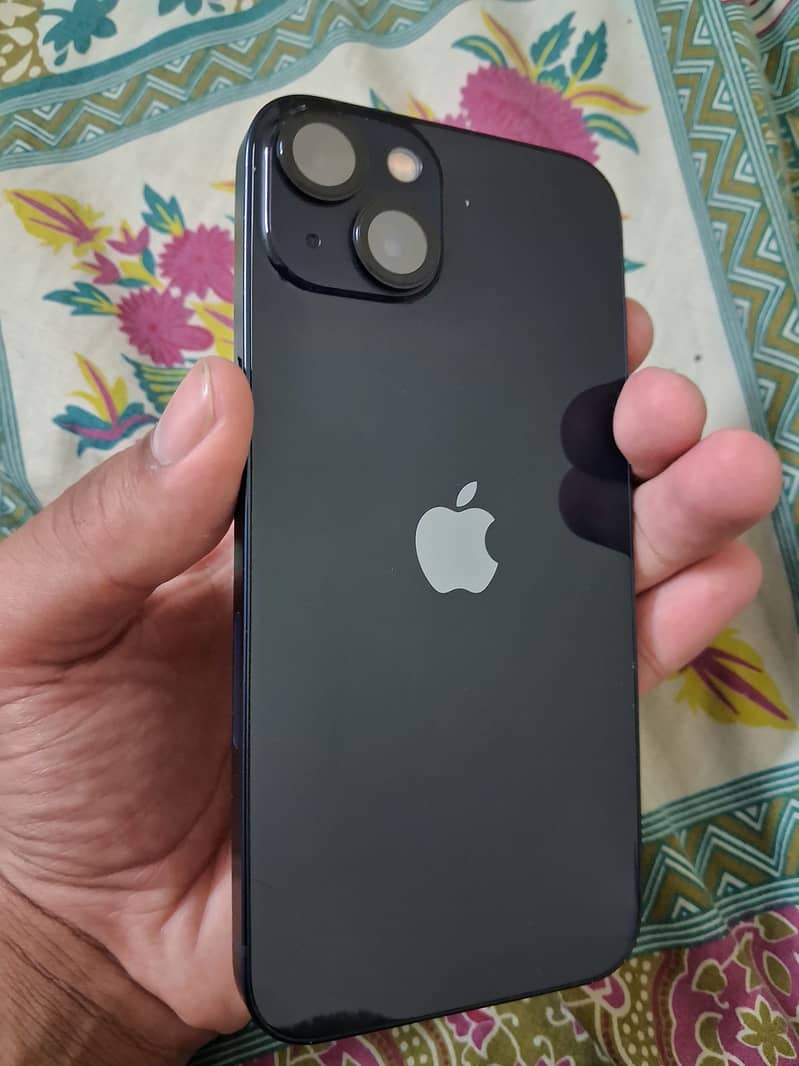 Apple iPhone 13 9