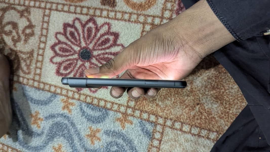 Google Pixel 8 2