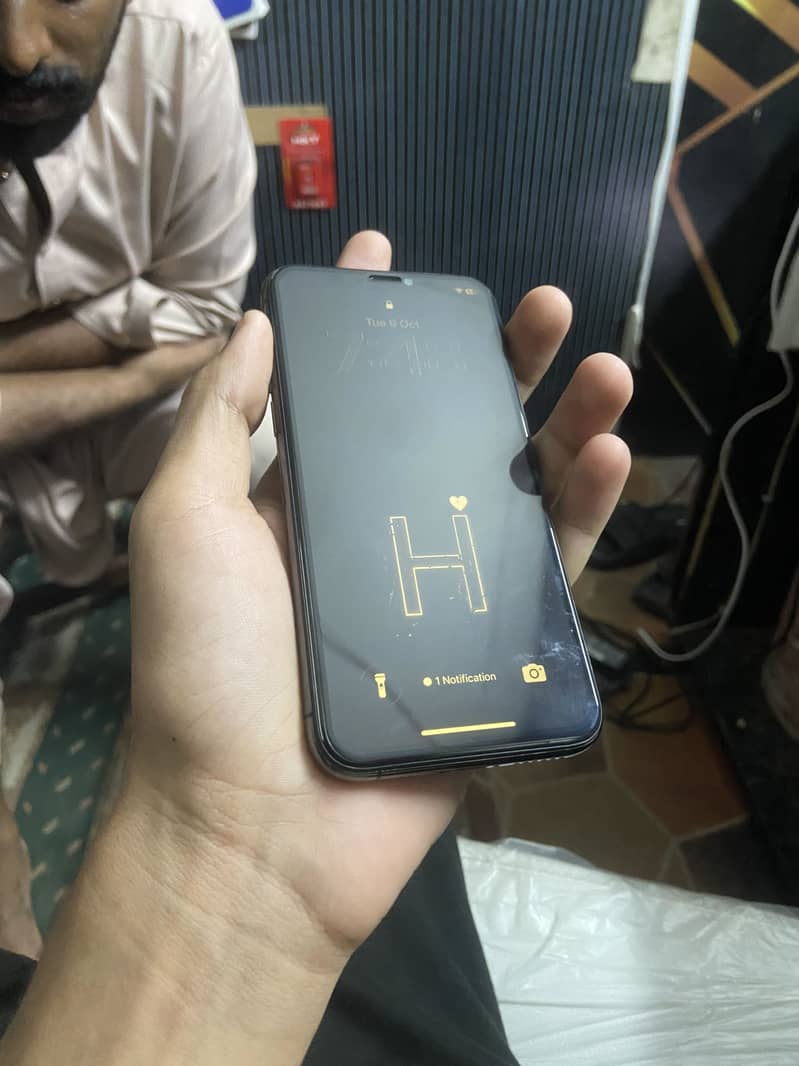 Apple iPhone 11 2