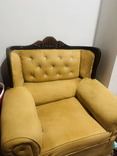 Traditional carved Wooden Sofa set