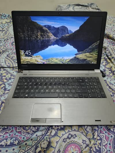 Toshiba Tecra A50-C | Core i5 6th Gen | 8GB RAM | 128GB SSD | 15.6"