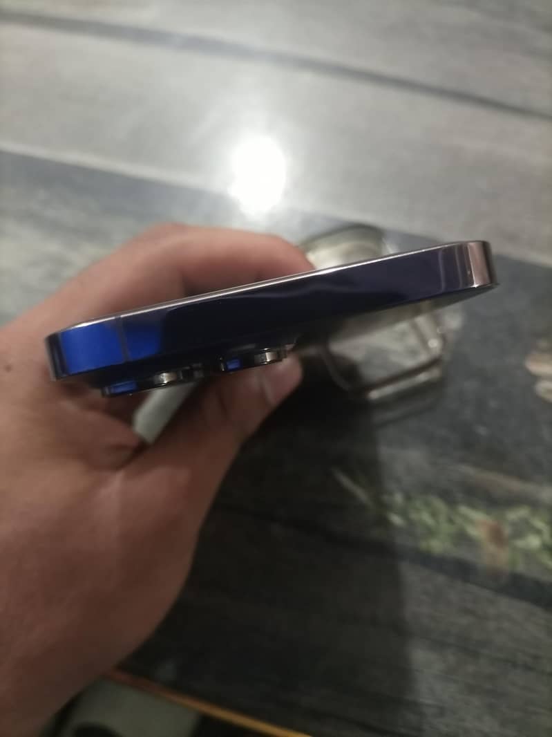 Apple iPhone 14 Pro Max 7