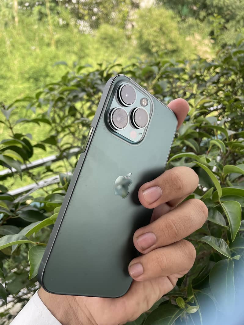 Apple iPhone 13 Pro 3