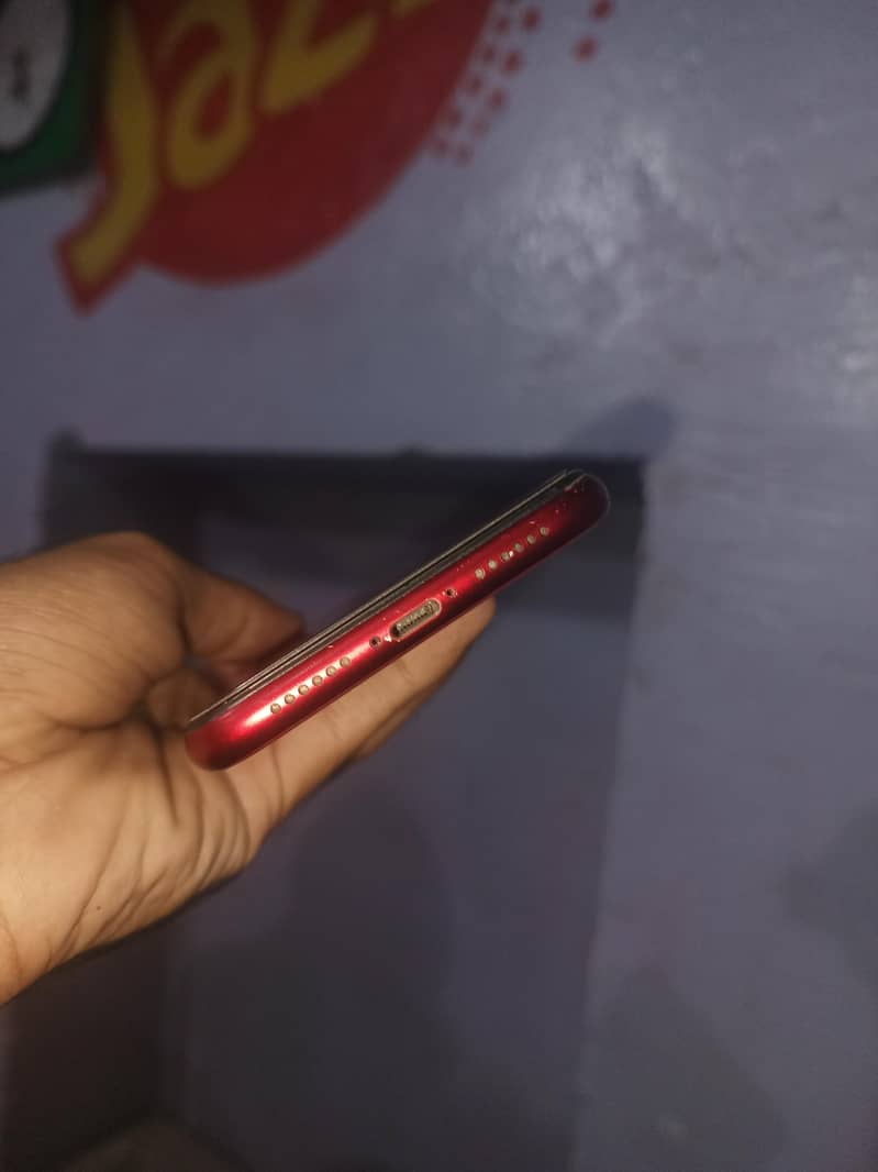 Apple iPhone XR 3