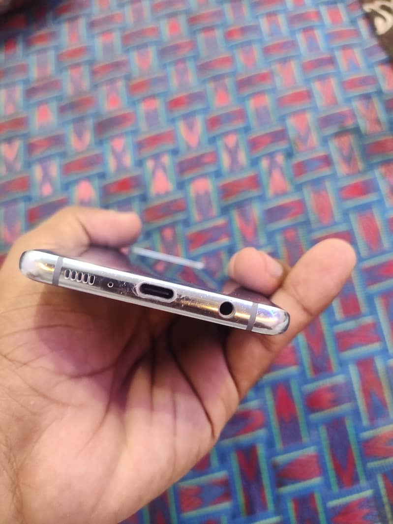 Samsung S10+ 3