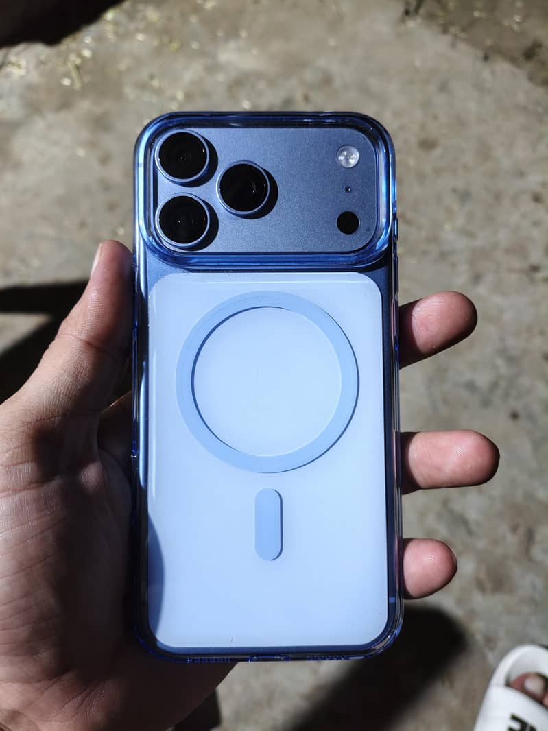 Apple iPhone 18 Pro Max 1