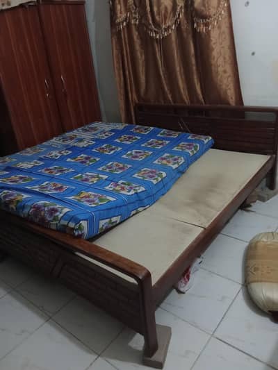 used bed with metress