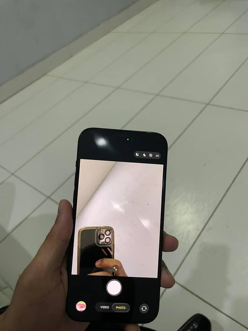 Apple iPhone 15 plus 2
