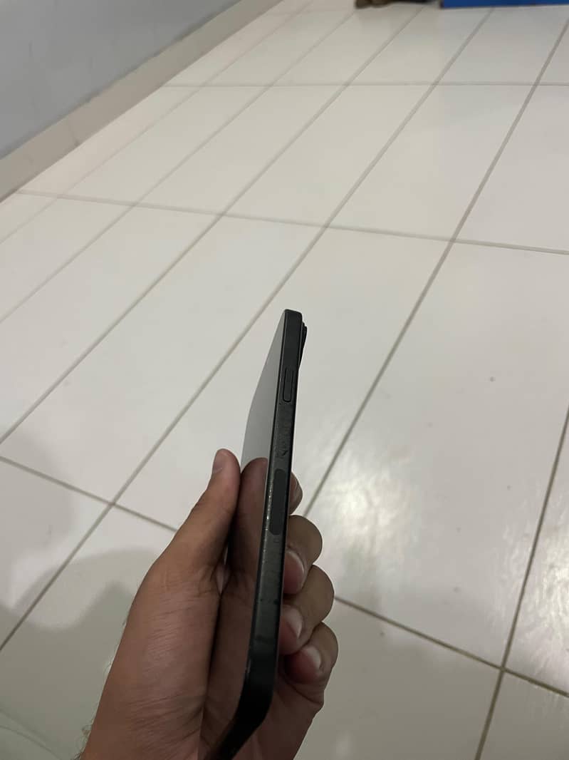 Apple iPhone 15 plus 8