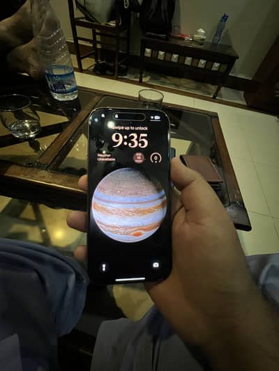 Apple iPhone 16 Pro