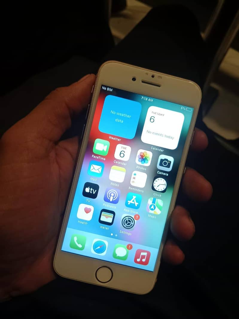 Apple iPhone 8 5