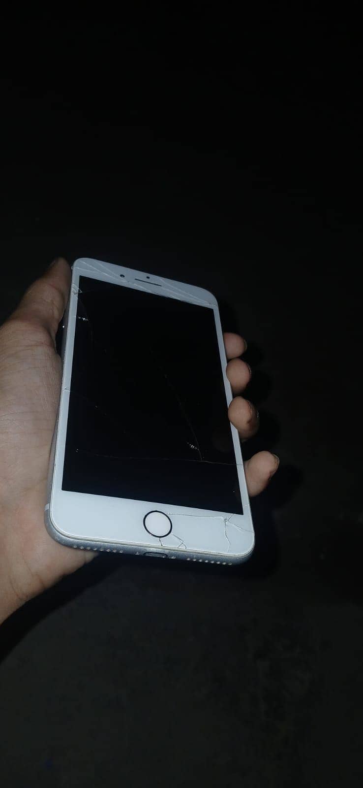 Apple iPhone 7 Plus 0