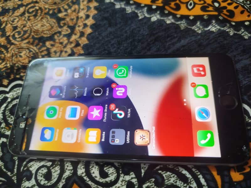 Apple iPhone 6S Plus 0
