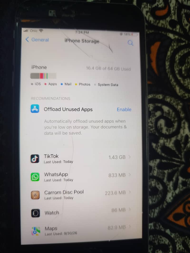 Apple iPhone 6S Plus 1
