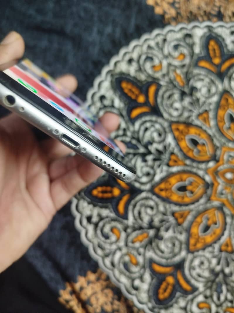 Apple iPhone 6S Plus 2